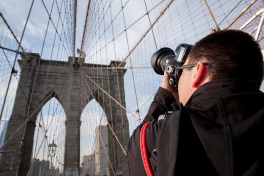 Brooklyn Bridge Photography Tour with NYC Skyline Views