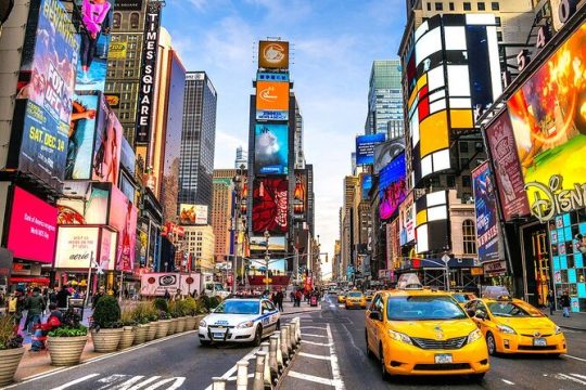 New York City By Yourself with English Chauffeur by Sedan - 4 or 8 hrs disposal