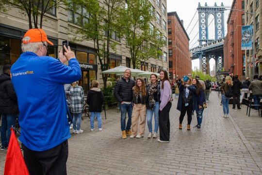 NYC Bus Tour of Brooklyn, Bronx, Queens: Contrasts, Color and Character