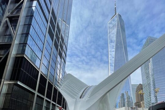 1 New York City Sightseeing bus tour and boat ride included