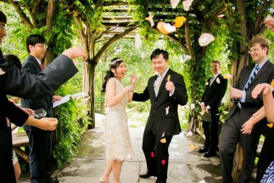Romantic spots for wedding photoshoot in New York City
