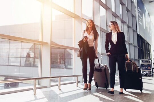 Airport private arrival ride to NY hotels by Stretch Limousine, Sedan or Minibus