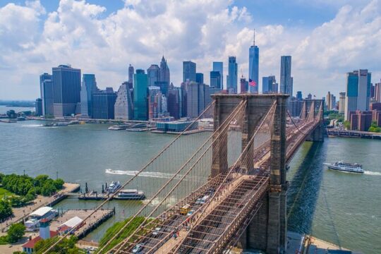 Brooklyn Bridge, DUMBO, and Waterfront Guided Tour