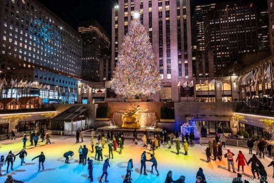 Ultimate NYC Christmas Lights At Night Walking Tour