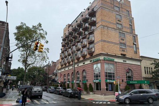 Boro Park Jewish Hasidic Private Walking Tour